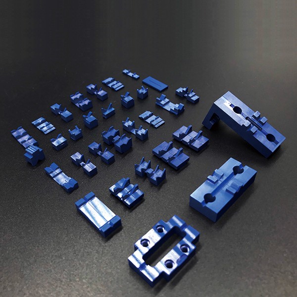 Fiber fusion splicer zirconia V-slot