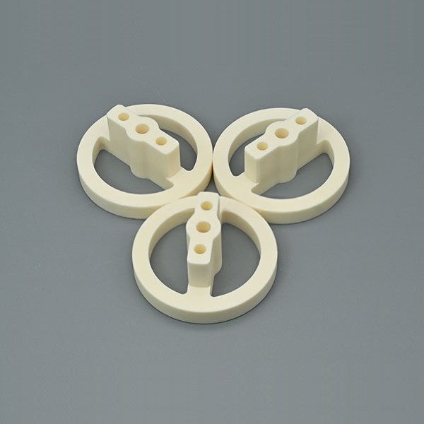 997 High-purity alumina briquetting blocks