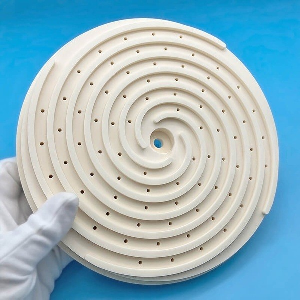 Alumina ceramic spiral-grooved heating base